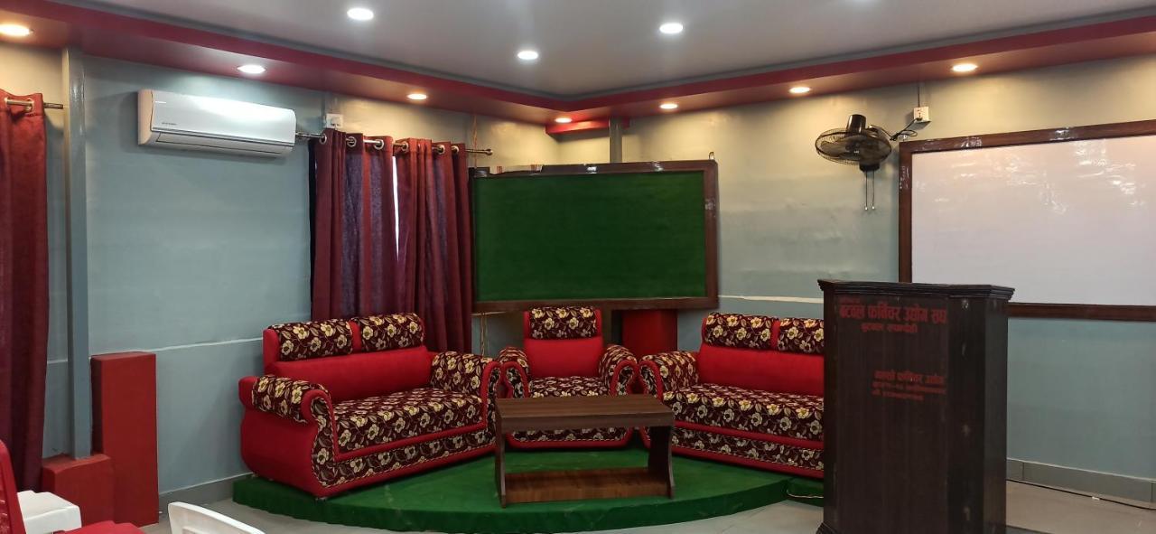 Hotel Royal Chautari, Butwal Exterior foto
